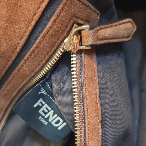 Fendi Baguette Carmel Brown Suede Gold Hardware Bag Italy Bonus Unbranded Strap - Picture 9 of 17